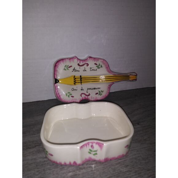 Ami de Tous Ami de Personne Friend Pink Accented PV Trinket Box Made in England - Picture 4 of 7